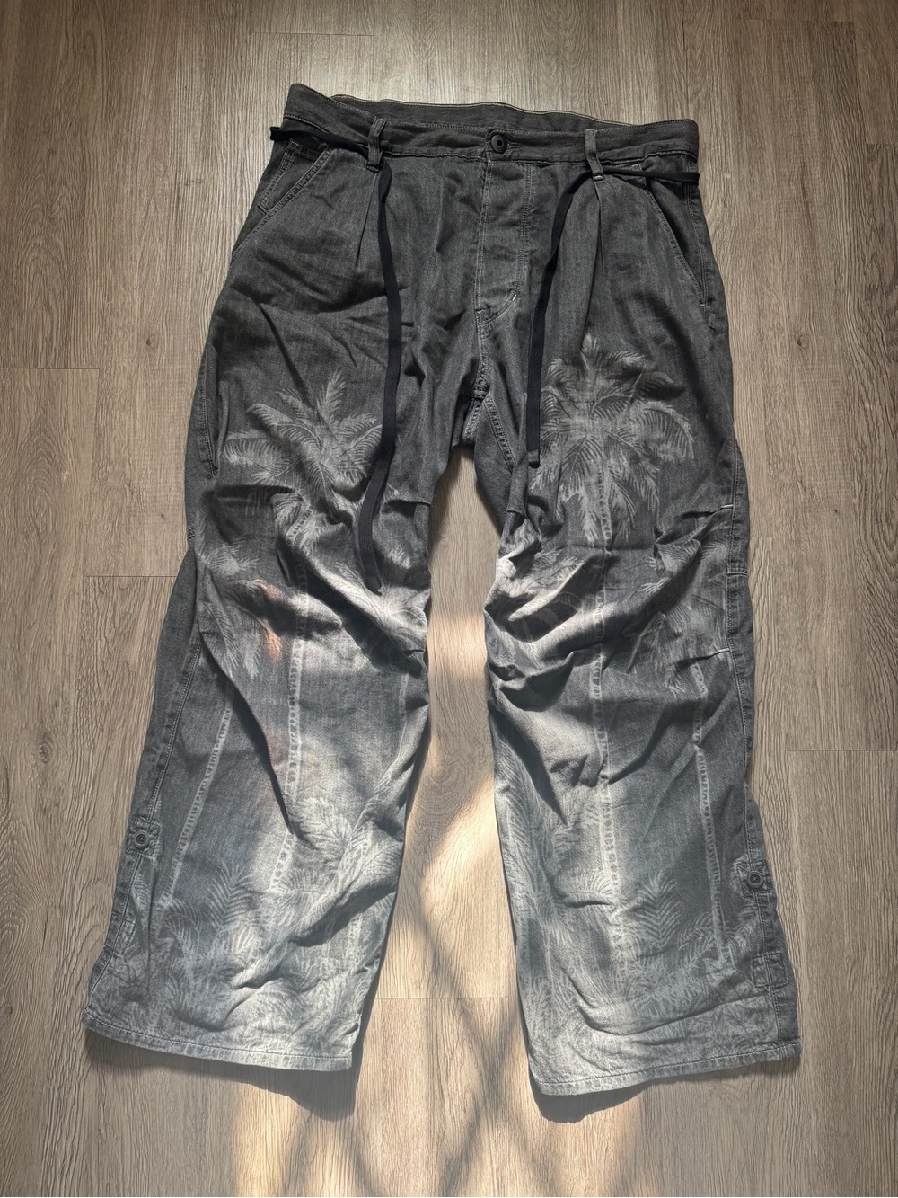 G-Star Gray Palm-Print Casual Pants